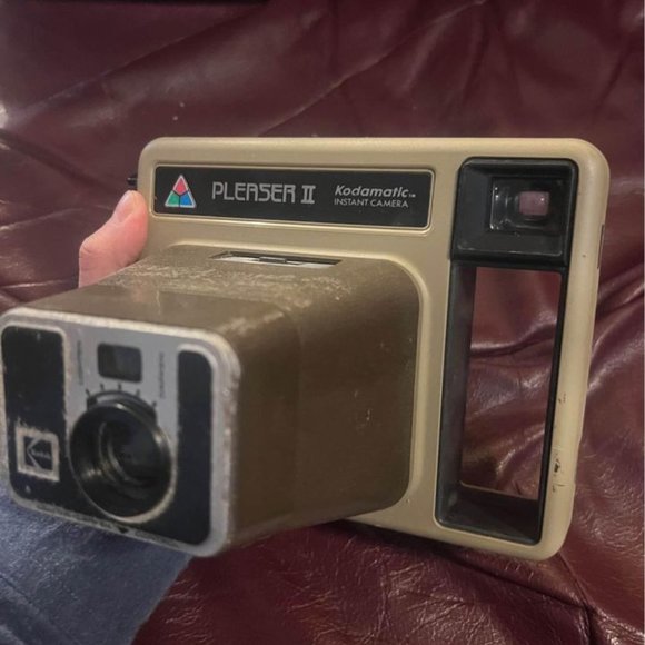 Kodak Eastman Pleaser II Kodamatic Film Camera - Picture 3 of 6